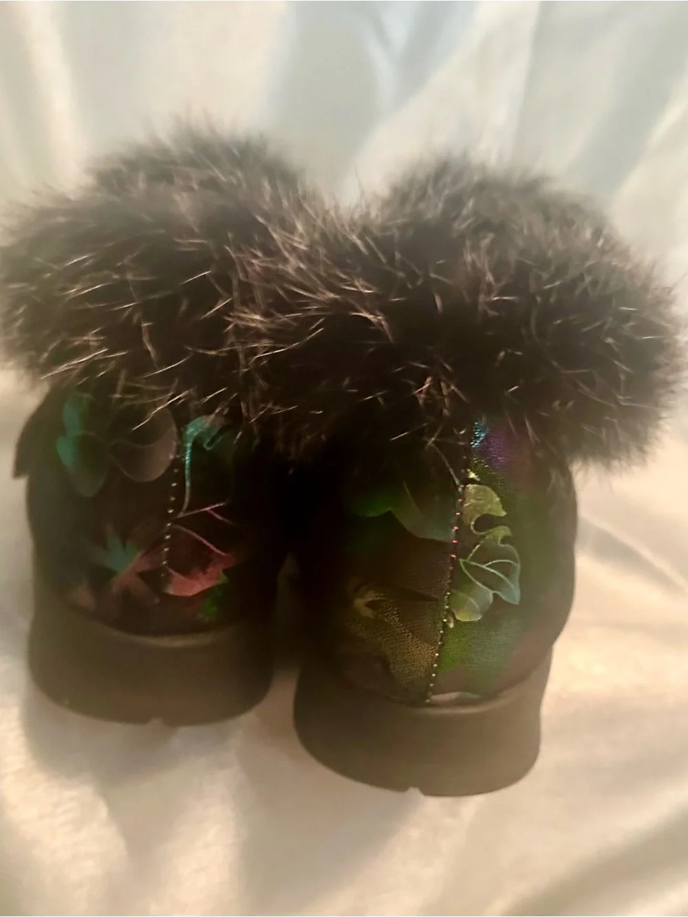 Spring Step Women's Iridescent Black Fur-Trim ankle boots 11m - Picture 6 of 6